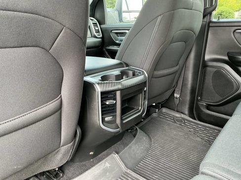 Used 2025 RAM 1500 Big Horn AWD/4WD image 28