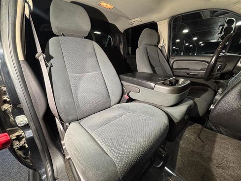 Used 2008 Chevrolet Avalanche LS image 12