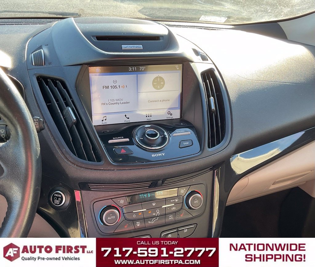 Used 2017 Ford Escape Titanium AWD/4WD image 23