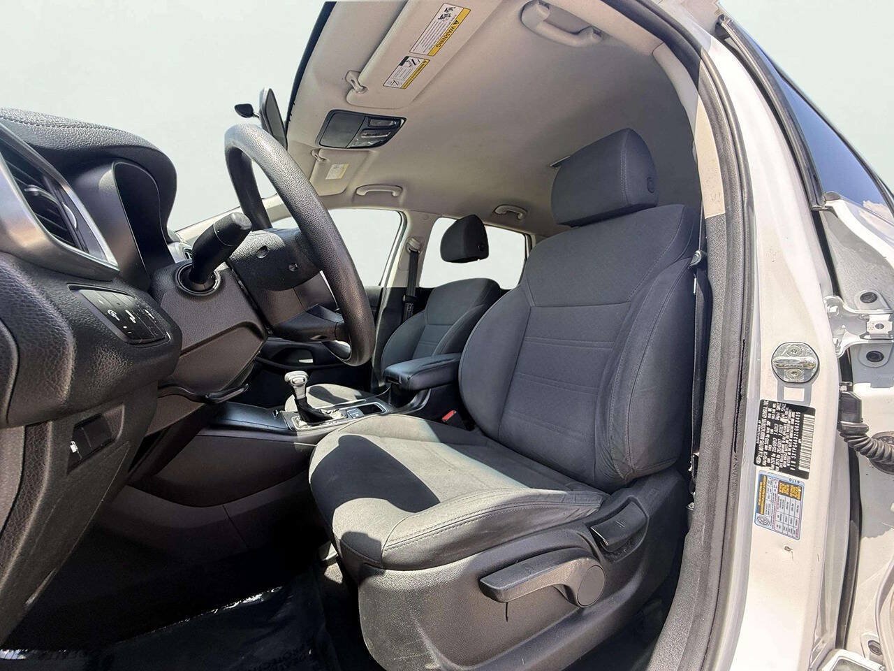 Used 2020 Kia Sorento LX FWD image 20