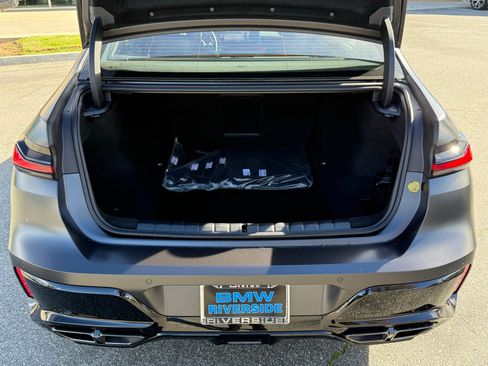 New 2026 BMW 760i xDrive w/ Executive Package image 16
