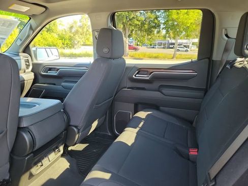 Certified 2025 Chevrolet Silverado 1500 LT image 10