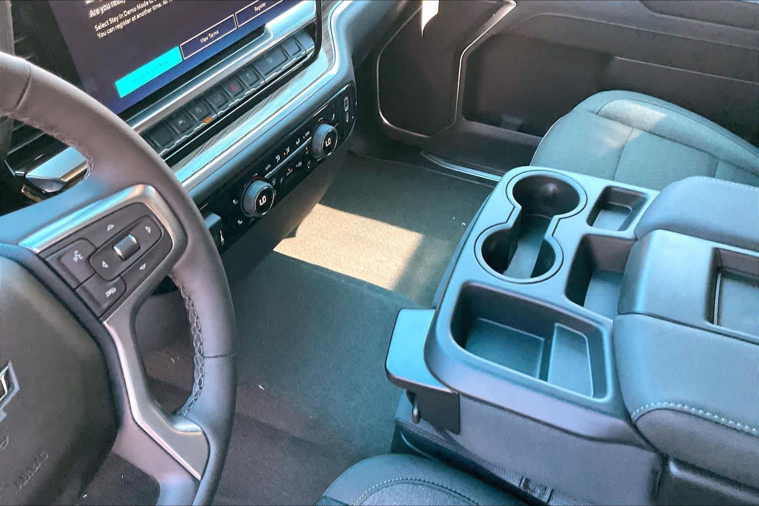 New 2026 Chevrolet Silverado 1500 RST w/ RST Select Package AWD/4WD image 7