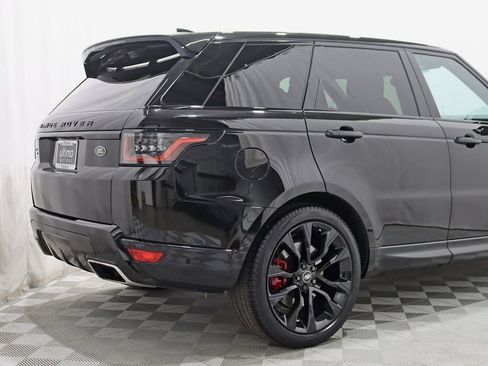 Used 2022 Land Rover Range Rover Sport HST image 9