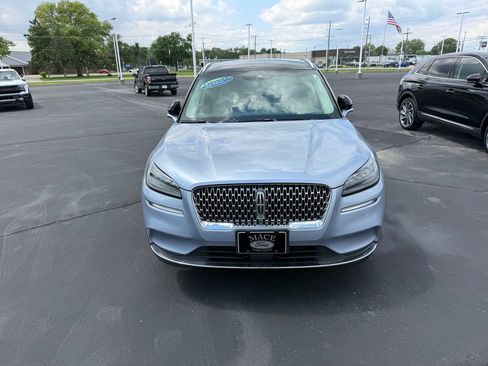 Used 2022 Lincoln Corsair AWD w/ Premium Package image 2