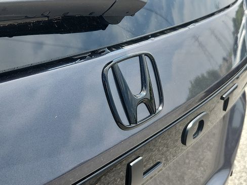 New 2026 Honda Pilot Elite image 21