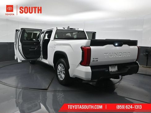 Used 2023 Toyota Tundra SR5 w/ SR5 Premium Package AWD/4WD image 58