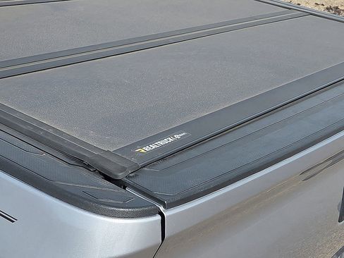 Used 2021 Toyota Tacoma Limited image 19