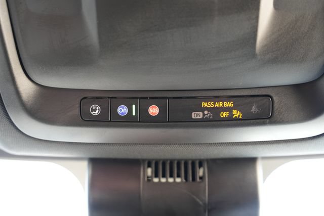 Used 2025 Chevrolet Suburban Z71 AWD/4WD image 33