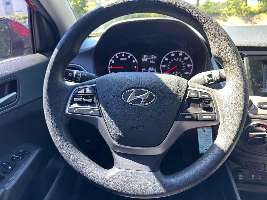 Used 2022 Hyundai Accent SE FWD image 29