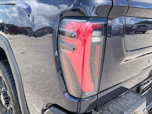 Certified 2026 GMC Sierra 2500 AT4 AWD/4WD image 28