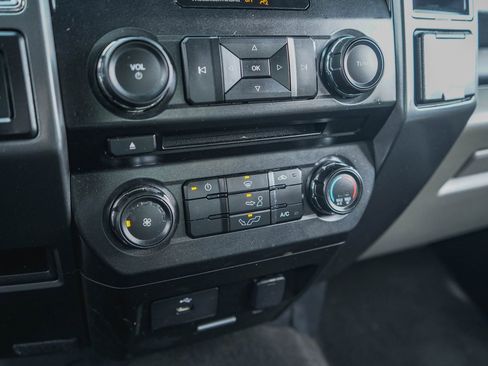 Used 2018 Ford F150 XLT image 14