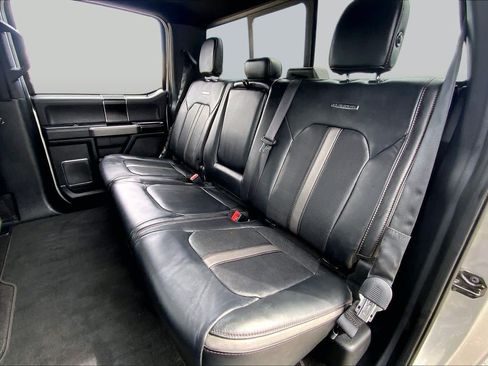 Used 2019 Ford F150 Platinum w/ Trailer Tow Package AWD/4WD image 20