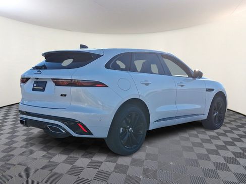 New 2026 Jaguar F-PACE R-Dynamic S image 4