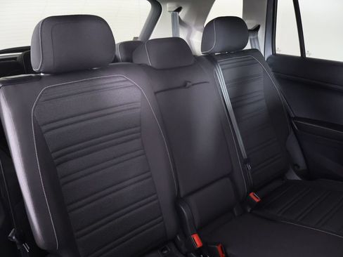 Used 2023 Volkswagen Tiguan S FWD image 27