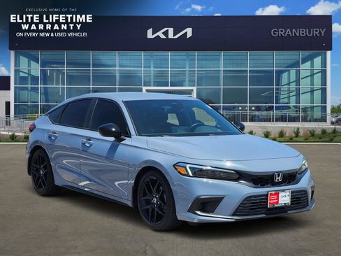 Used 2024 Honda Civic Sport image 3