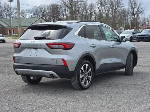 Certified 2023 Ford Escape Platinum w/ Premium Technology Package AWD/4WD image 7