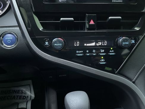 Used 2023 Toyota Camry LE image 22