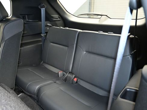 Used 2025 Mitsubishi Outlander SEL image 25