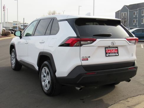 Used 2025 Toyota RAV4 LE image 8