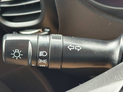 Used 2014 Kia Soul FWD image 36