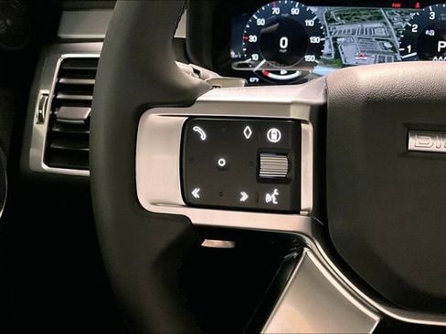 Certified 2025 Land Rover Discovery Dynamic SE AWD/4WD image 20