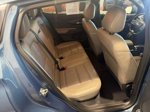 Used 2024 Buick Envista Avenir image 12