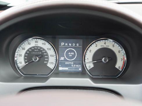 Used 2011 Jaguar XF Portfolio image 14