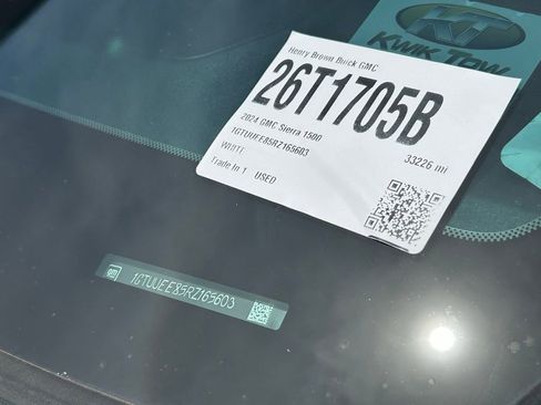 Used 2024 GMC Sierra 1500 AT4 image 3