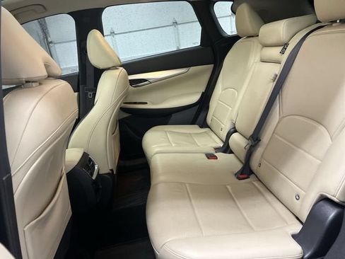 Used 2022 INFINITI QX50 Sensory AWD/4WD image 26