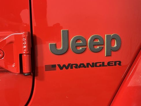 Certified 2023 Jeep Wrangler Rubicon 392 w/ Trailer Tow Package image 35