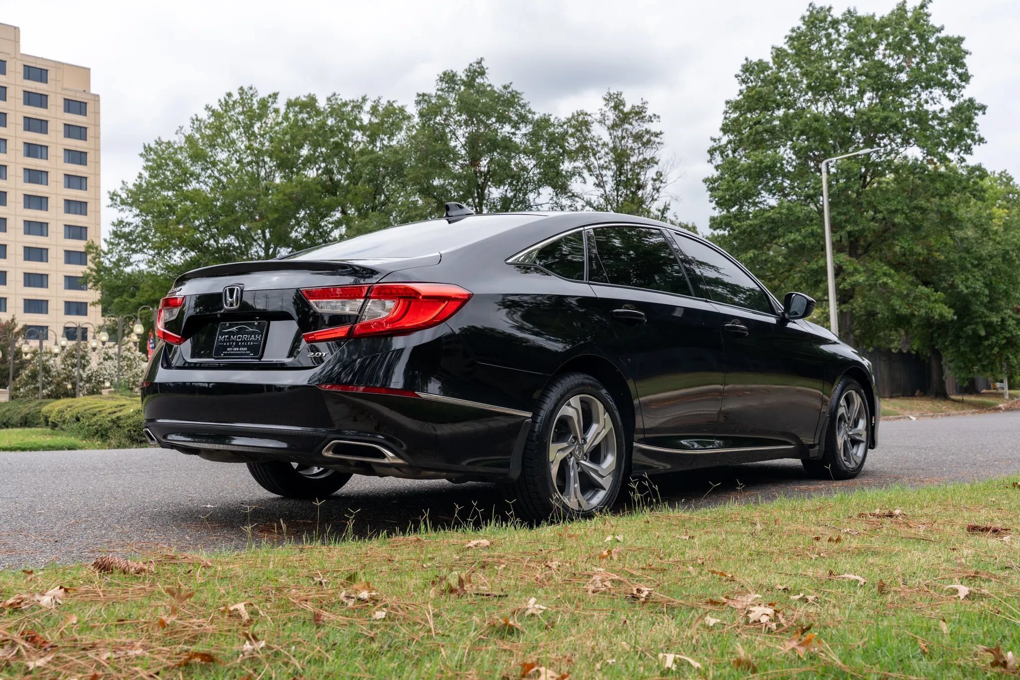 Used 2019 Honda Accord EX-L image 5