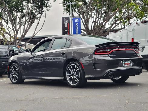 Used 2023 Dodge Charger R/T w/ Plus Group RWD image 2