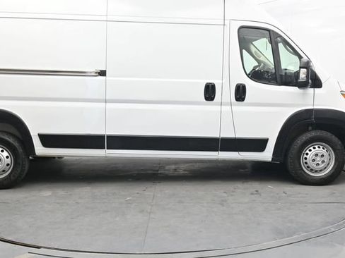 Used 2023 RAM ProMaster 2500 FWD image 9