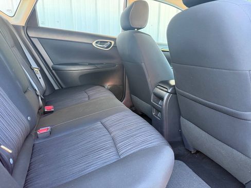 Used 2017 Nissan Sentra SV FWD image 14