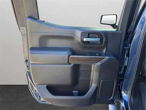 Used 2022 Chevrolet Silverado 1500 RST image 36