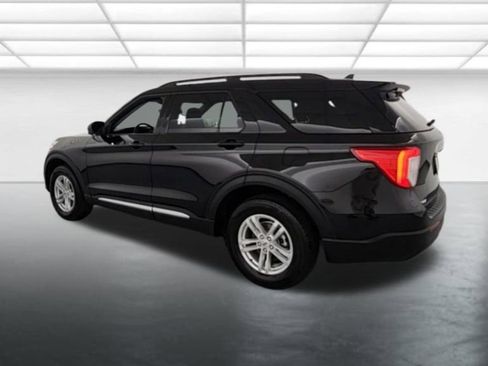 Certified 2023 Ford Explorer XLT AWD/4WD image 7