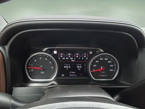 Used 2021 Chevrolet Silverado 1500 High Country image 15