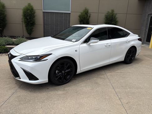 Used 2023 Lexus ES 350 F Sport w/ Accessory Package (Z1) FWD image 26