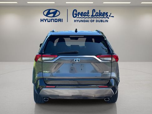 Used 2021 Toyota RAV4 XSE AWD/4WD image 4