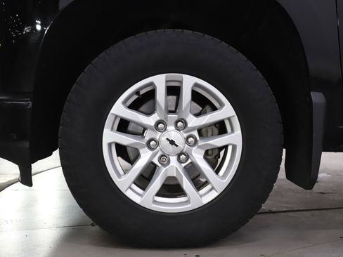 Used 2020 Chevrolet Silverado 1500 RST image 29