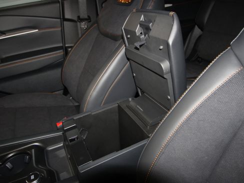 New 2026 Ford Explorer Tremor w/ Tremor Convenience Package image 18