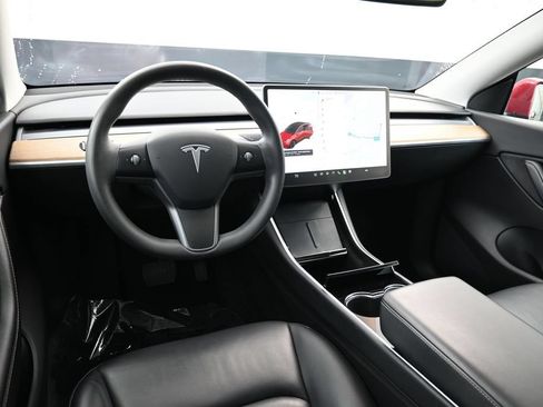 Used 2021 Tesla Model Y Long Range AWD/4WD image 11
