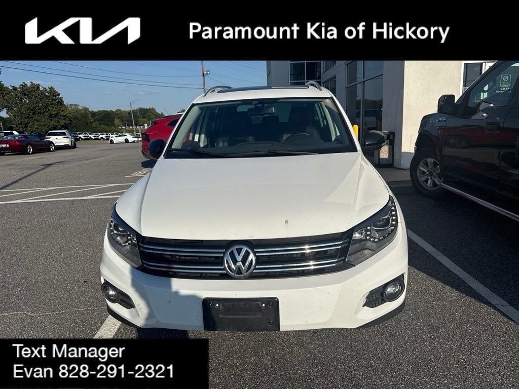 Used 2017 Volkswagen Tiguan Sport FWD image 3