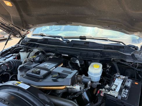 Used 2016 RAM 2500 Laramie image 38