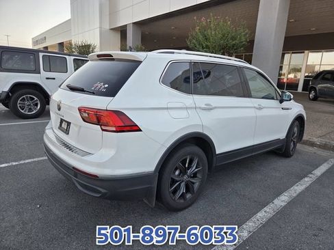 Used 2024 Volkswagen Tiguan SE FWD image 5