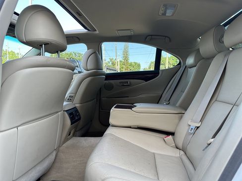 Used 2009 Lexus LS 460 image 18