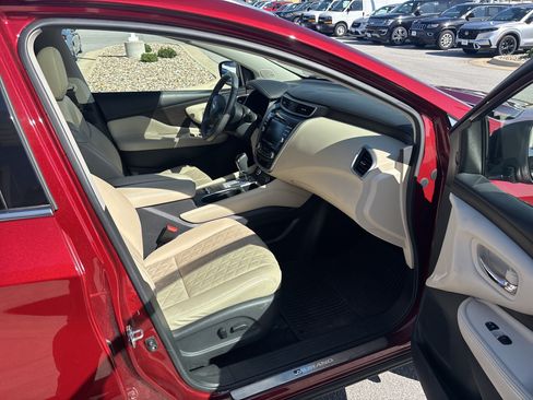 Used 2021 Nissan Murano Platinum w/ Cargo Package AWD/4WD image 14