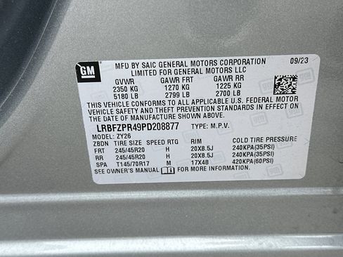 Used 2023 Buick Envision Essence w/ Sport Touring Package image 30