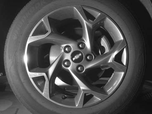 Used 2025 Chevrolet Trax LT w/ LT Convenience Package FWD image 13